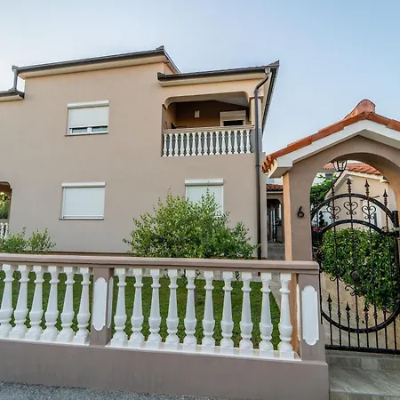 Appartement Suncica Pula