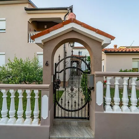 Suncica Appartement Pula