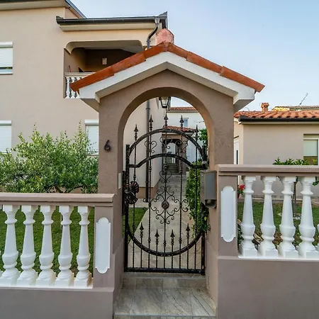 Suncica Apartamento Pula