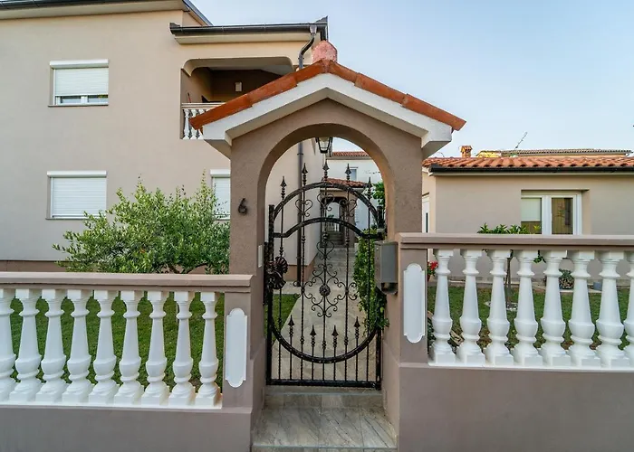 Suncica Apartment Pula